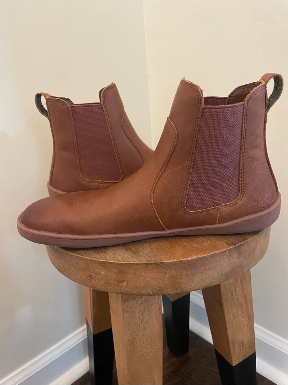 Vivobarefoot Sensus Chelsea Boot Women’s in Dark Tan